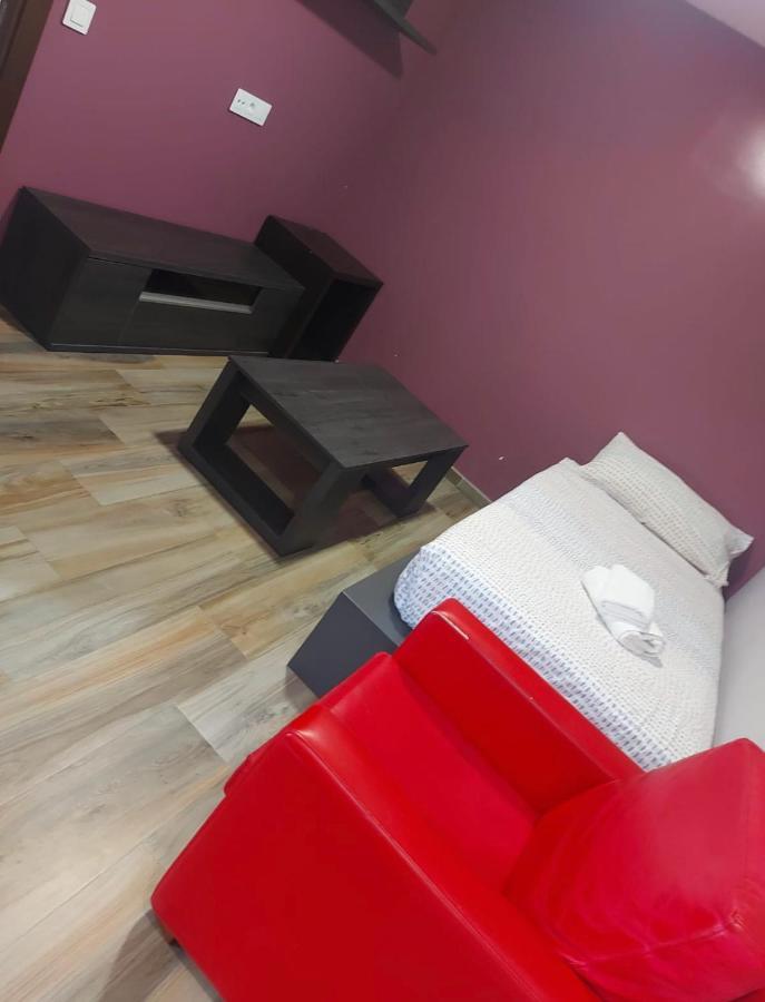 Piso Corazon De Madrid Apartment Bagian luar foto